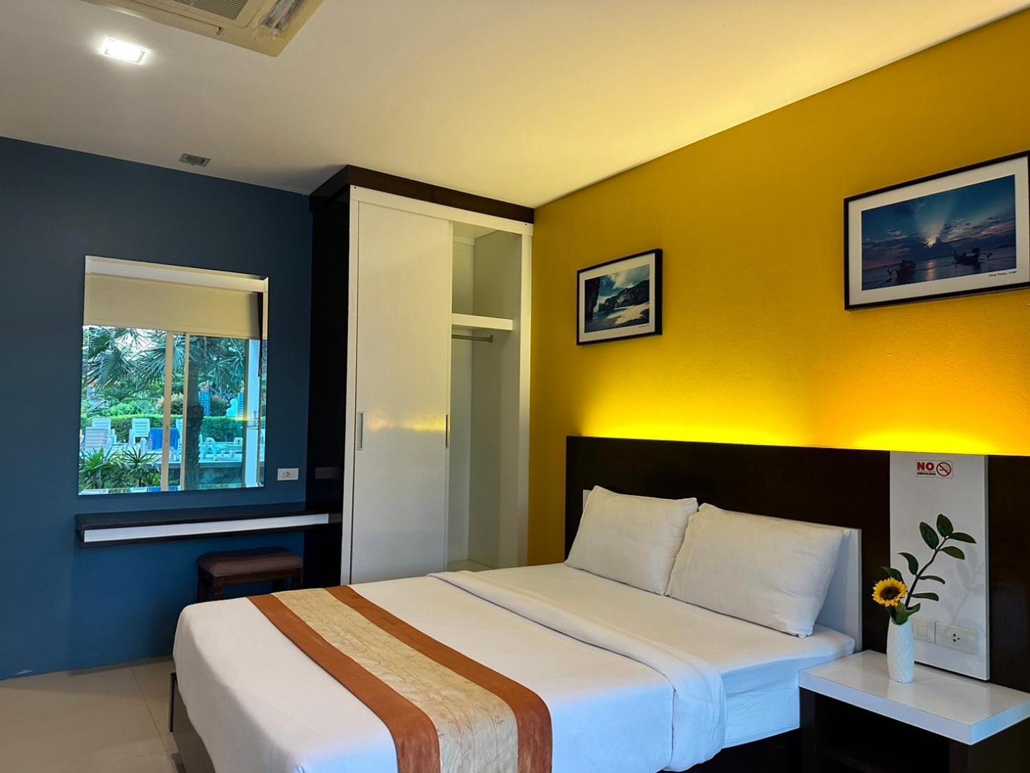 Gypsy Sea View Resort- Phi Phi Island Exterior photo