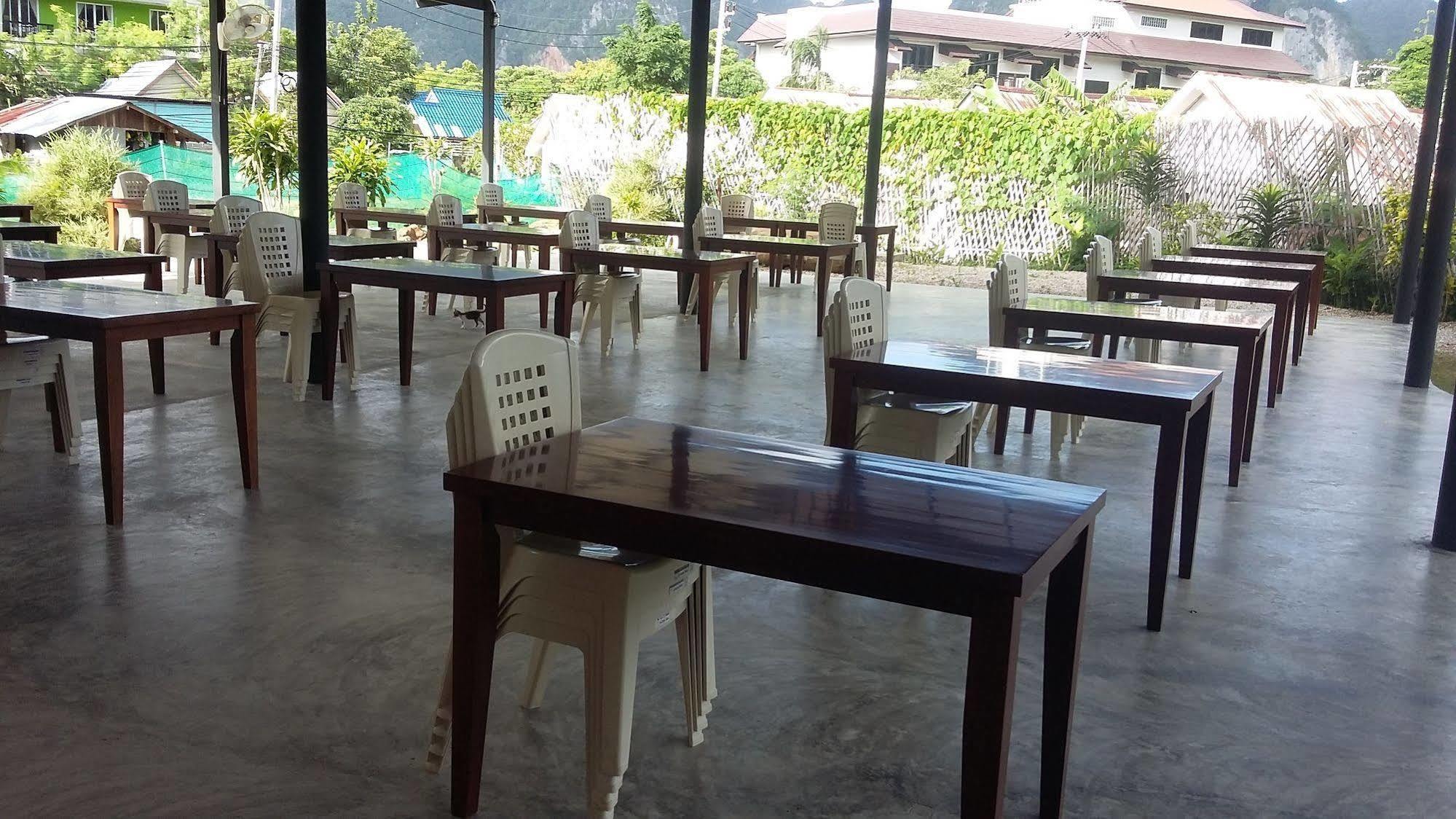 Gypsy Sea View Resort- Phi Phi Island Exterior photo